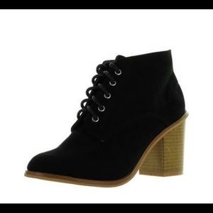 Qupid Varsity-01x Suede Lace Up Booties